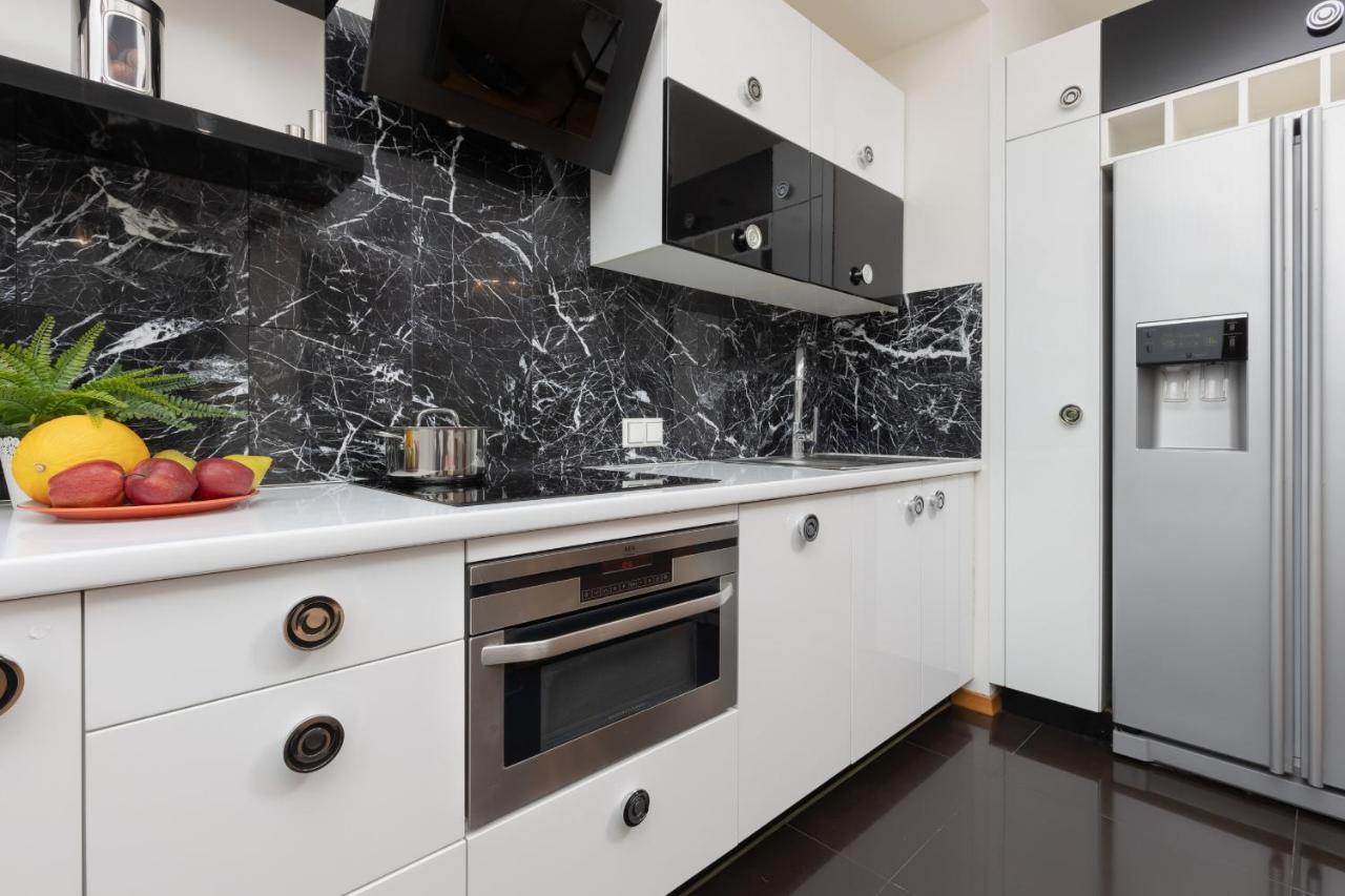 Warsaw Srodmiescie Apartment With Balcony By Noclegi Renters المظهر الخارجي الصورة